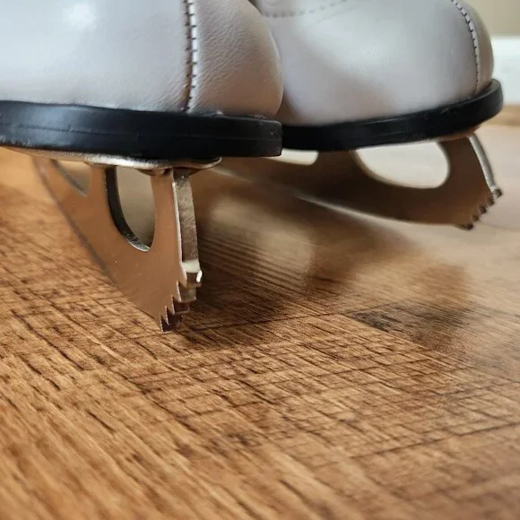 DBX White Girls Ice Skates Size 12J - Picture 7 of 16